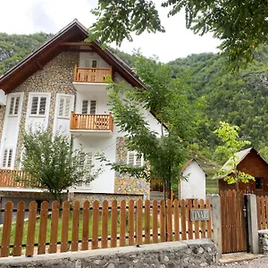 Bujtina Tinari Frühstückspension Theth